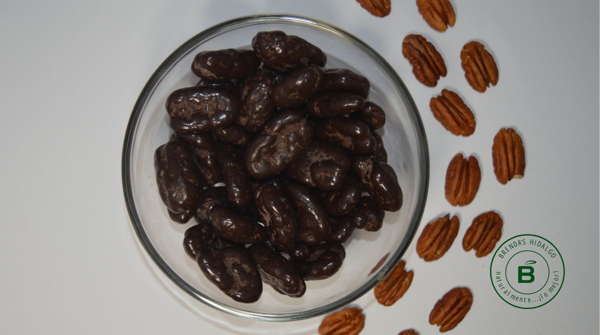 Walnut with chocolate (sugar free)